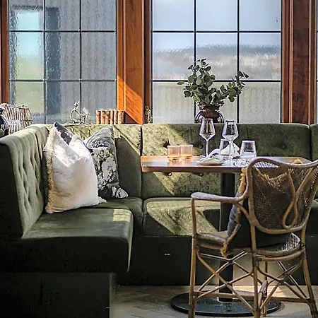 Vertshuset Konow 호텔 *