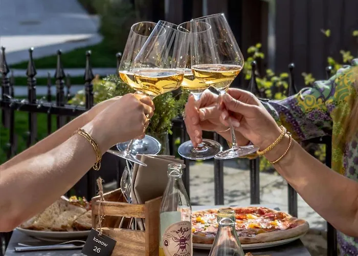 Hotell Vertshuset Konow *